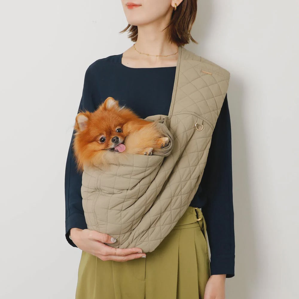 Caninie-Monchéri รุ่น Quilted Mesh Sling | กระเป๋าอุ้มสุนัขแมวแบบสลิง ระบายอากาศดี Quilted Mesh Sling (Khaki Beige / M)