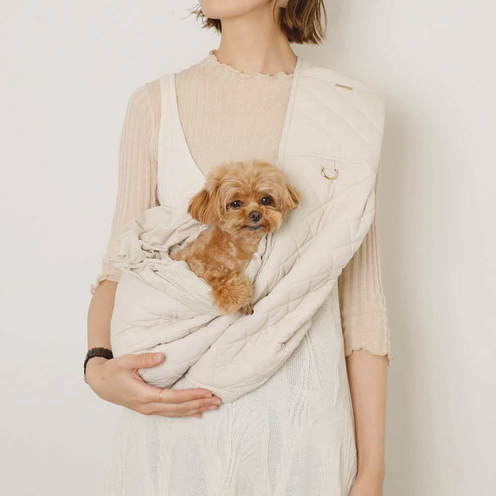 Caninie-Monchéri Quilted Mesh Slingกระเป๋าสะพายสัตว์เลี้ยง  (Size S / สี Ivory)