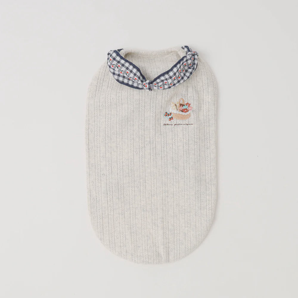 Caninie-Monchéri Cool Neck Ribbon Sweets Logo Sleeveless Top เสื้อสุนัขแขนกุดริบบิ้นคอ | เสื้อสุนัขน่ารัก