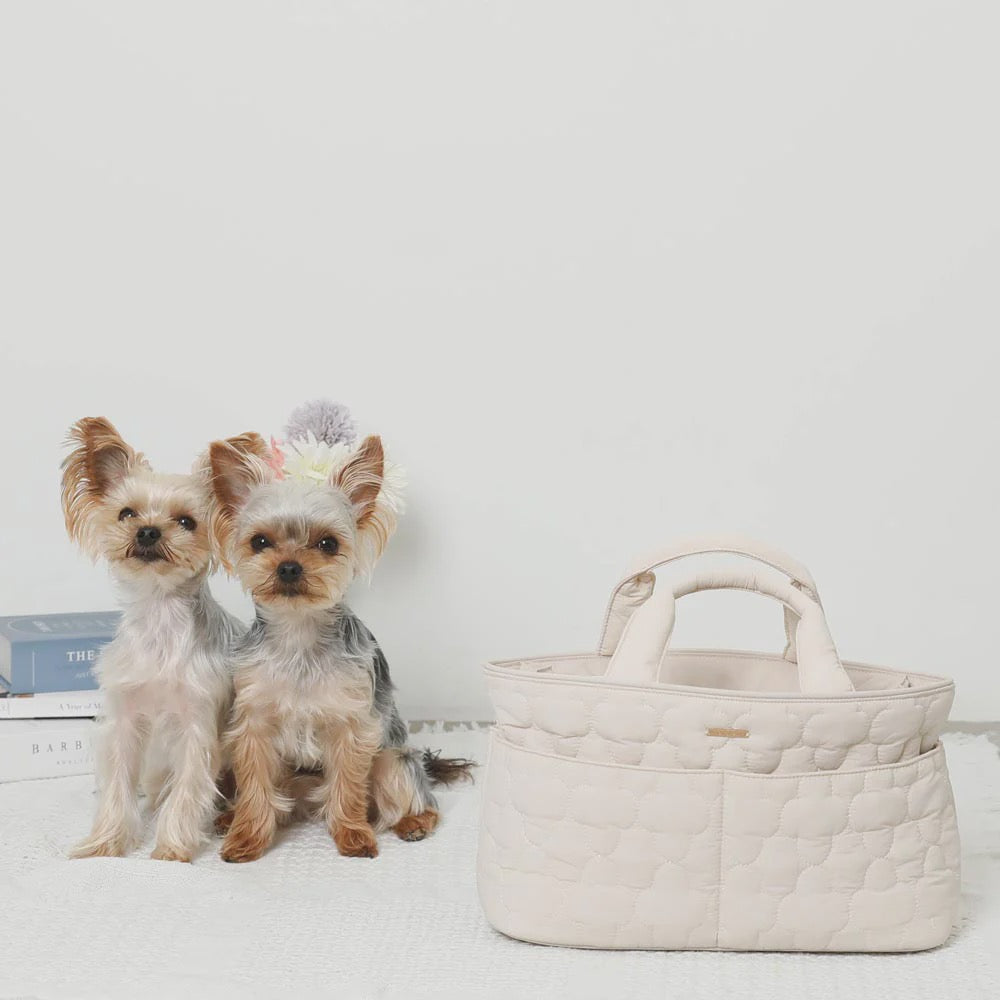 Caninie-Monchéri Flower Quilting 3WAY Outing Bag กระเป๋าใส่สุนัขลายดอก 3WAY | กระเป๋าสัตว์เลี้ยงผ้าควิลท์